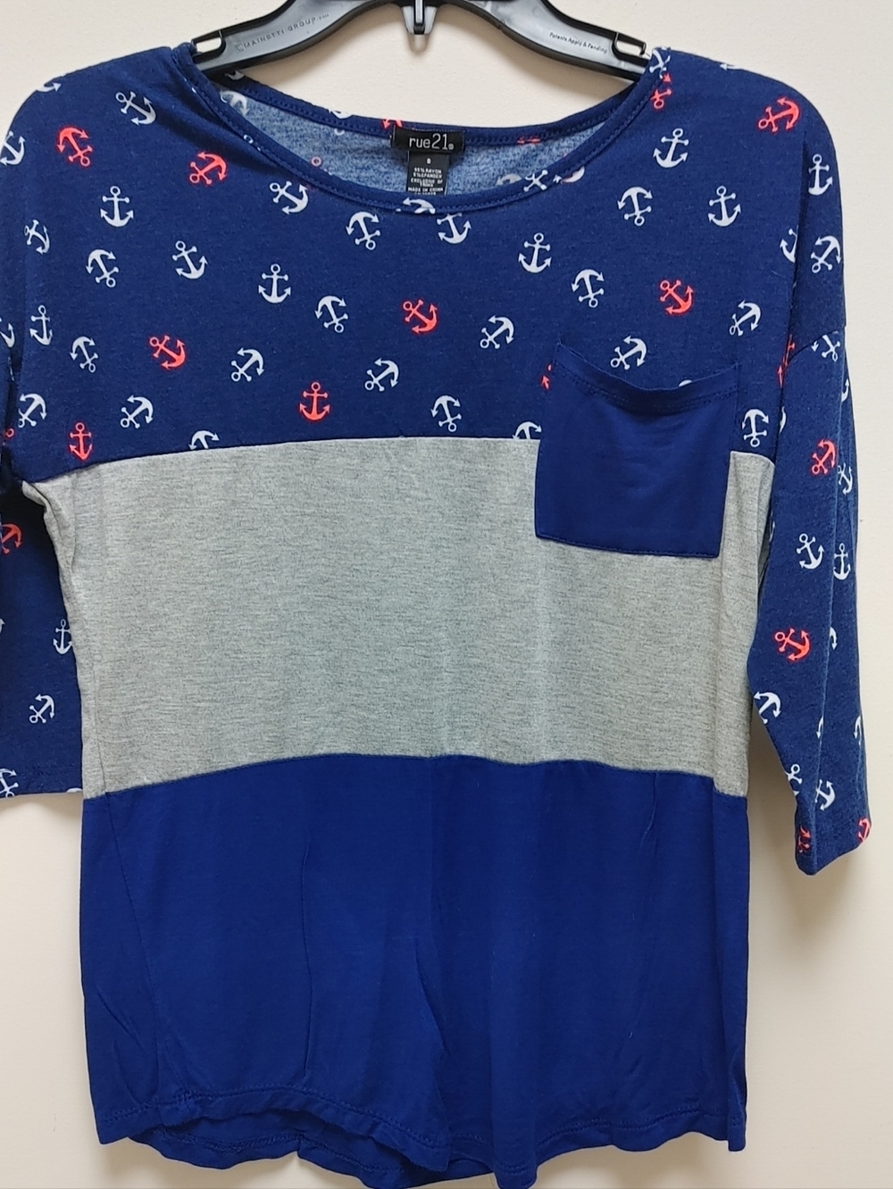 Rue21 Navy, Gray & Red Anchor Colorblock Pocket Tee Womens Size Small Y2K Casual
